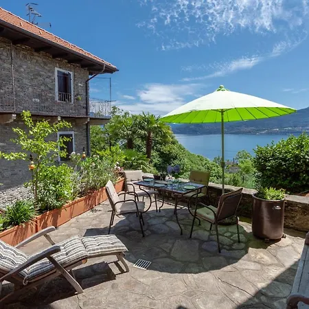 Casa Regalino Ferienhaus Oggebbio